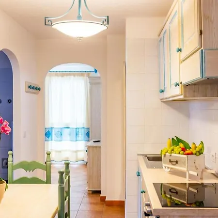 Charming Baia Marina With Stunning View 1 Bedroom Sleeps 4 * Orosei