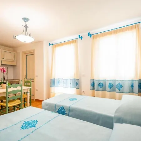 Appartement Charming Baia Marina With Stunning View 1 Bedroom Sleeps 4 Orosei