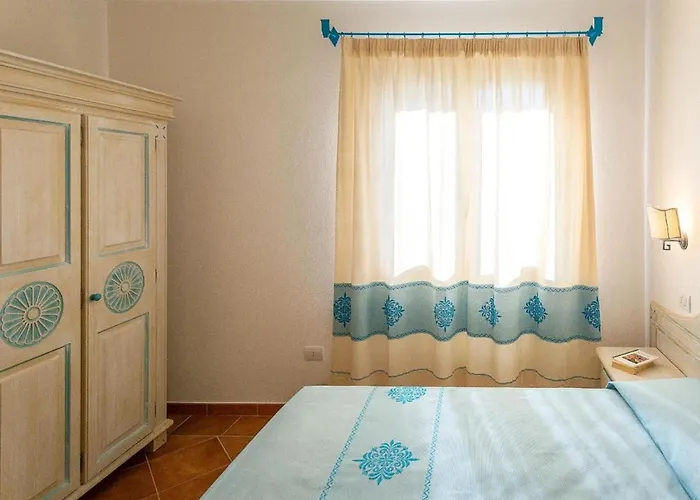 Charming Baia Marina With Stunning View 1 Bedroom Sleeps 4